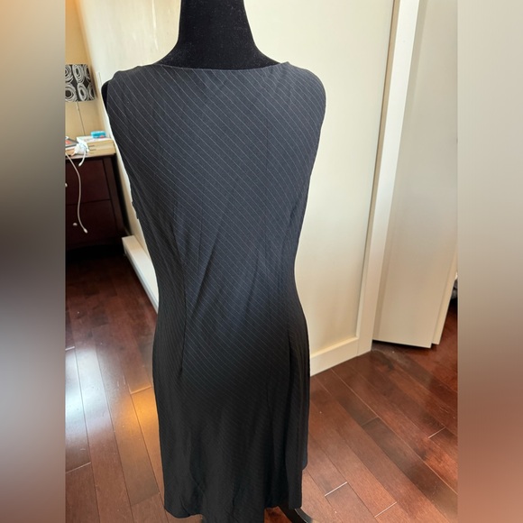 🟢Ann Taylor LOFT size 12 pin stripe sleeveless black dress. 🟢 - Picture 3 of 8